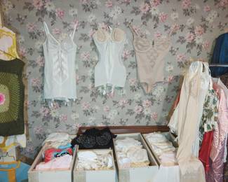 Vintage lingerie 