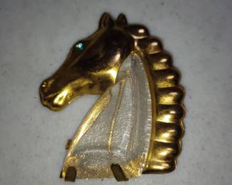 Jelly belly horse pin