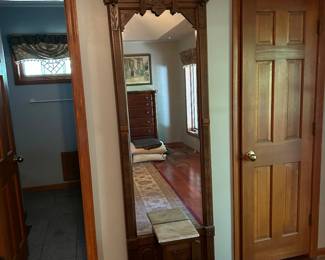 Beautiful hallway mirror 