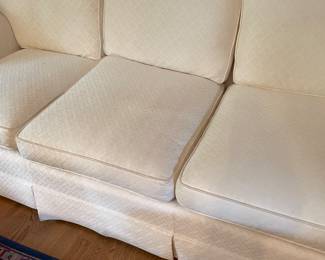 Cream sofa -perfect condition