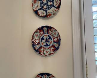 Collection of Amari plates and bowls