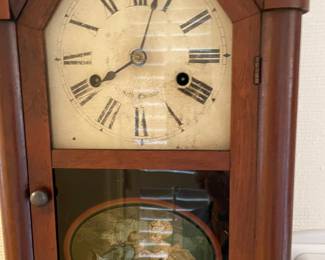 Antique mantle clock