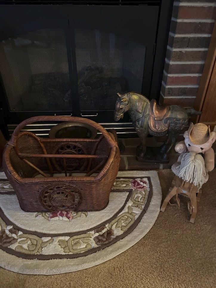 Hampton Commons Estate Sale in Newton, NJ starts on 6/7/2024