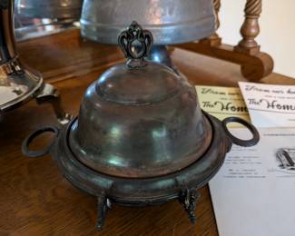 Quadruple plate butter dome