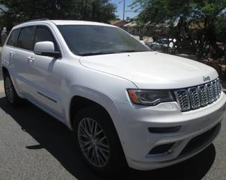 Gorgeous & Pristine Condition!