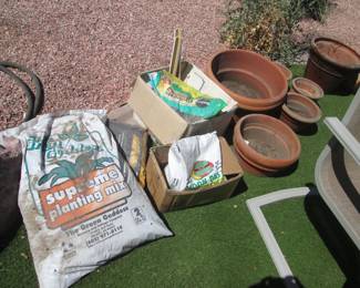 Pots & Potting Supplies