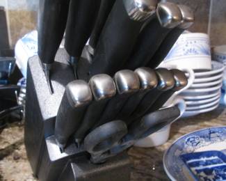 Farberware Knife Set in Block