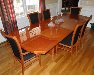 Italian Lacquer Dining Room Table and 6 chairs. Fully extended it is 88 1/2x43"