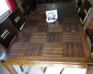 Kitchen Table with 6 chairs