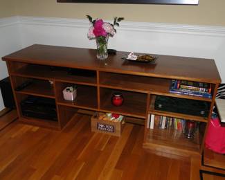 Stoarge Cabinet 72 1/4x20x29