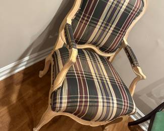 Excellent , perfect condition plaid arm chair $ 75.00 buy it right now price.