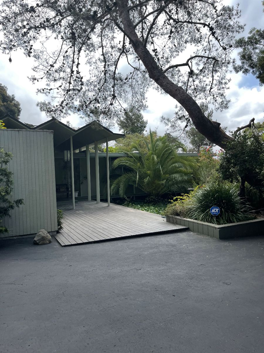 Taing place in the famed Dupont House