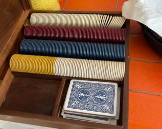 Vintage pocket chip set