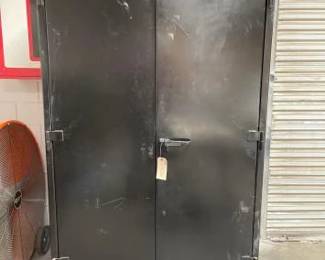 #2506 • Large Metal Lyon Locker