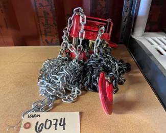 #6074 • Hoist and Chains