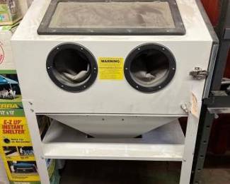 #6510 • Blasting Cabinet