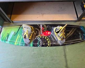#6030 • Obrien Wakeboard Custom 142 with Boots