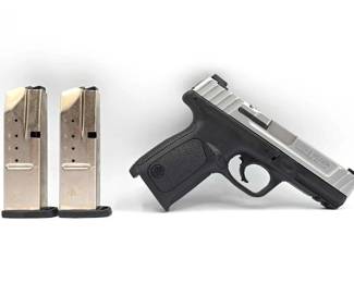 #322 • Smith & Wesson SD40 VE 40S&W Semi-Auto Pistol