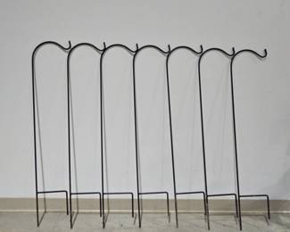 Set Of 7 Medium Metal Yard Hooks