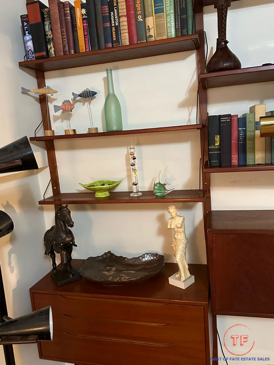 OVERLAND HILLS ESTATE SALE in Papillion, NE starts on 6/8/2024