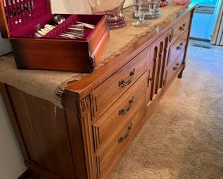 Vintage DAVIS CABINET COMPANY Cherry Wood Sideboard