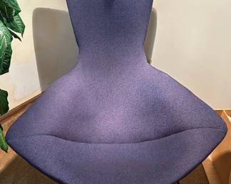 KNOLL International MCM Bird Chair by HARRY BERTOIA