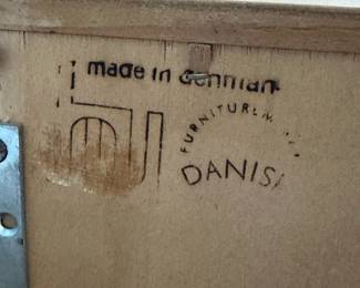 HUNDEVAD Danish MCM Modular Office Furniture