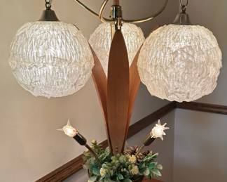 MCM Spaghetti Lucite Lamp with Sputnik Accent Lights