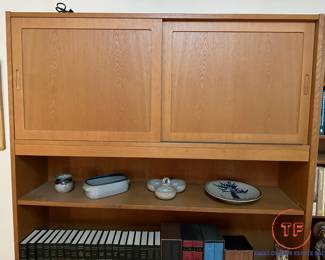 HUNDEVAD Danish MCM Modular Office Furniture