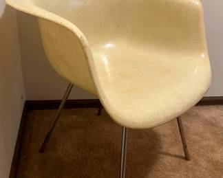 CHARLES EAMES for HERMAN MILLER MCM Shell Lounge Chair