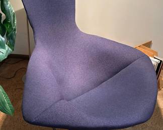 KNOLL International MCM Bird Chair by HARRY BERTOIA