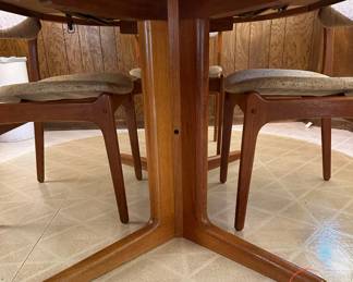 ERIC BUCH for O.D. MOBLER Teak MCM Chairs with KLIFA Danish Teak Table