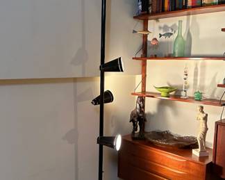 RAYMOND LOEWY for STIFFEL MCM Tension Pole Lamp