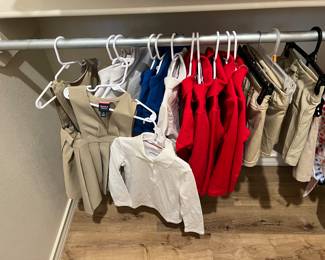 French Toast uniform apparel - size 4T - 6/6x
Very little wear on most 