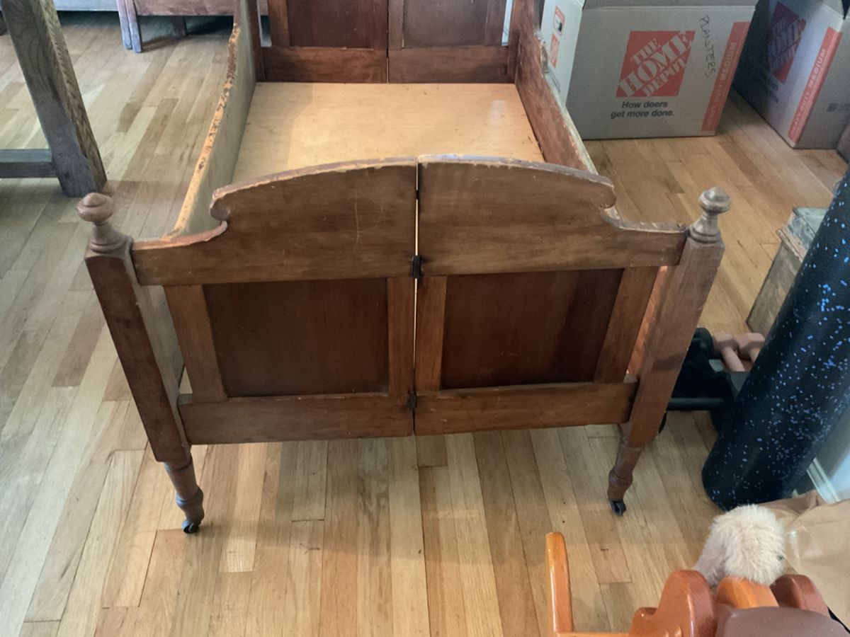 HILLTOP ESTATE SALES by Kathy & ValerieLAST DAY ! starts on 6/7/2024