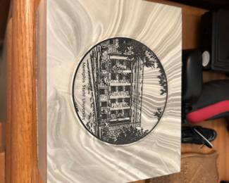 Memphis state marble trinket box