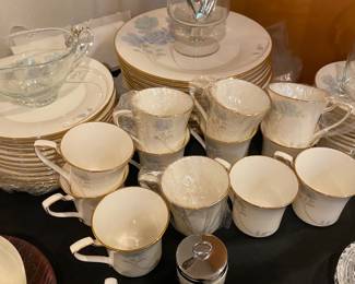 Noritake "Blue and Gold" Dinnerware Set