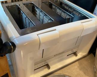 4 Slice Toastmaster Toaster
