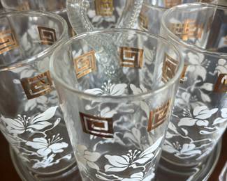 Set of 6 White Hibiscus Flower Juice Glasses