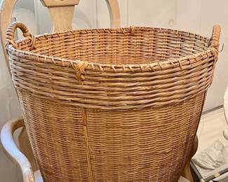 Round Handled Wicker Basket