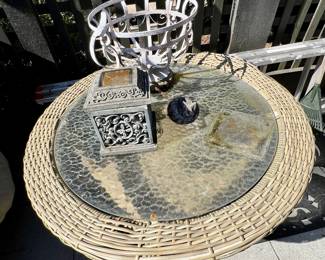 Resin Wicker Patio/Bistro Table