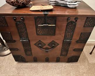 18th Century Korean Military Chest