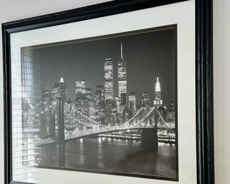 Framed Black & White Photography of Brooklyn Bridge