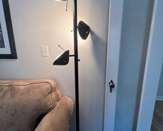 Adjustable Black Floor Tree Lamp