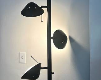 Adjustable Black Floor Tree Lamp