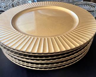 Set of 8 Round Ruffled Edge Gold Charger Plates
