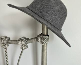 Tarnish 100% Wool Gray Women's Hat