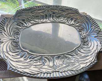 Wilton Armetale Acanthus Large Tray