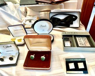 Men's jewelry