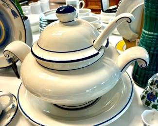 Large tureen